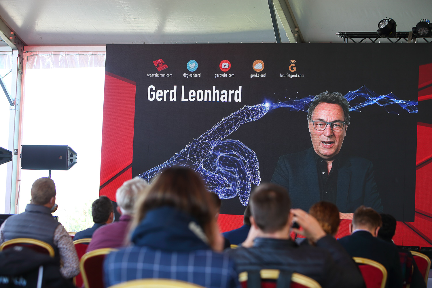 Gerd Leonhard, TOP15 pasaulio futuristas, organizacijų ekspertas; Žurnalo WIRED “TOP100 Įtakingiausiųjų Europoje”