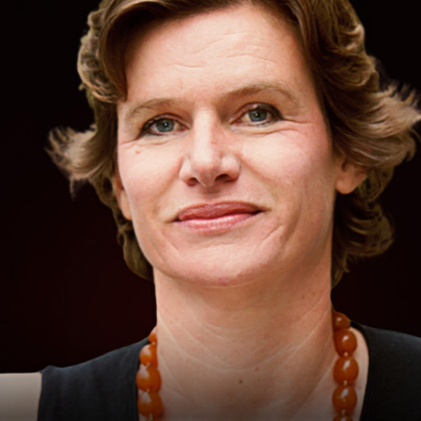 Dr. MARIANA MAZZUCATO