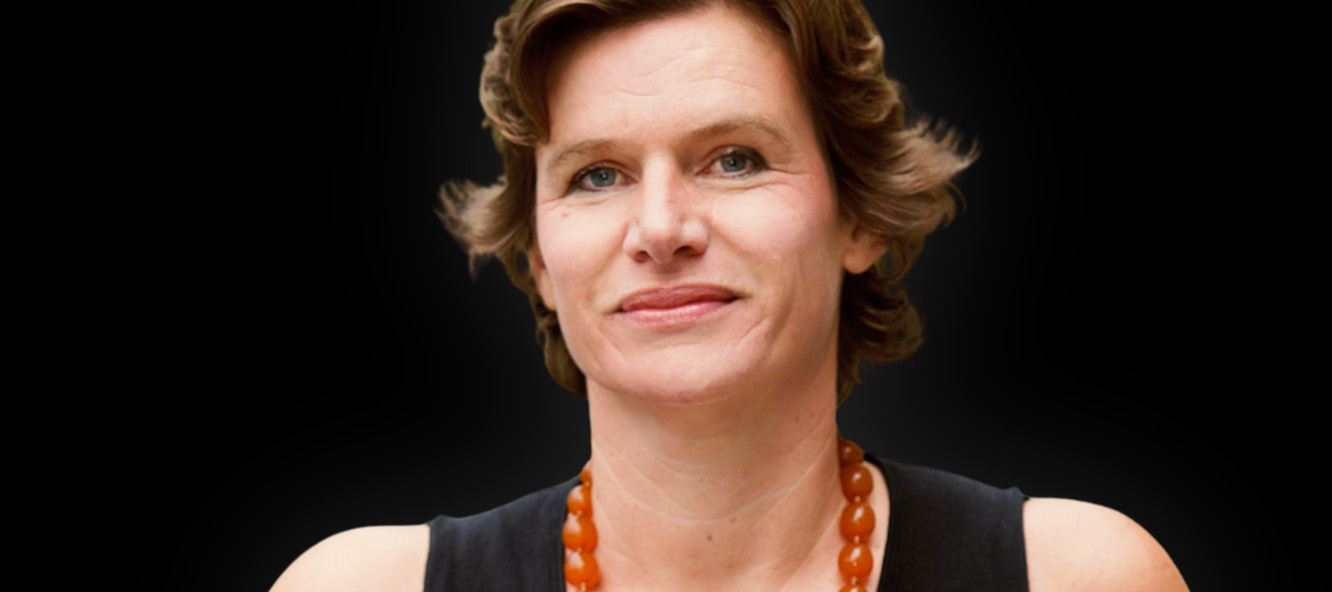 MARIANA MAZZUCATO_su_seseliu1